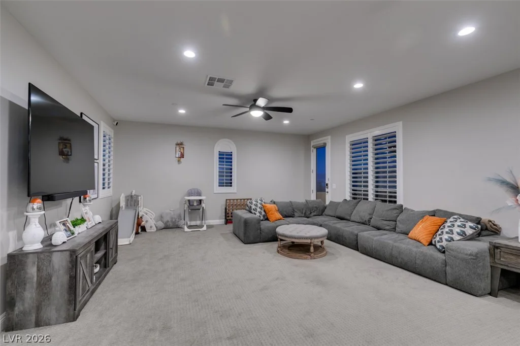 8615 Jerlyn, Las Vegas, NV 89113
