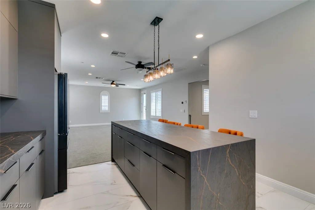 8615 Jerlyn, Las Vegas, NV 89113