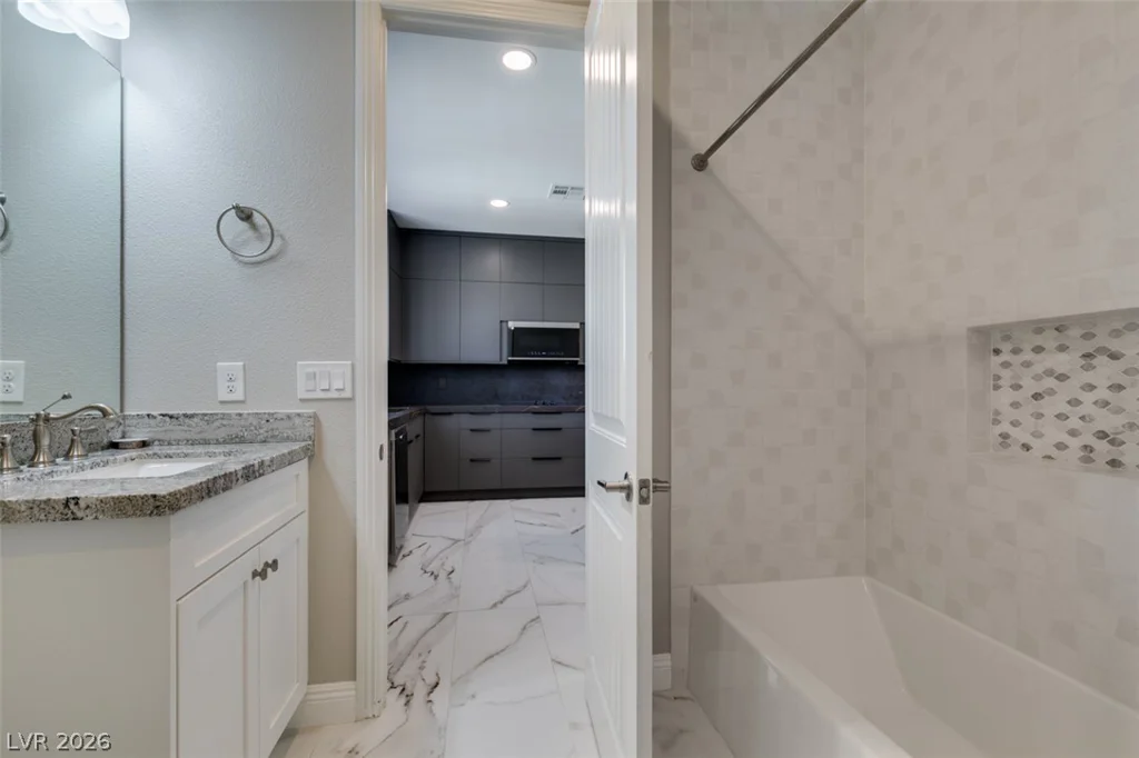 8615 Jerlyn, Las Vegas, NV 89113