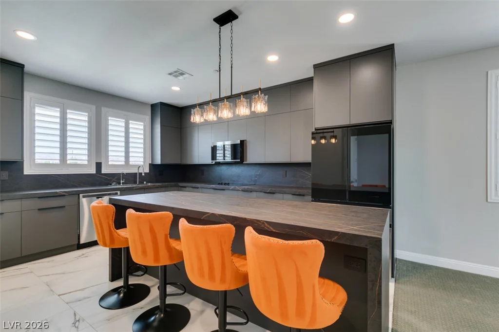 8615 Jerlyn, Las Vegas, NV 89113