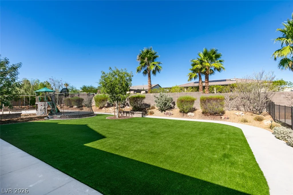 8615 Jerlyn, Las Vegas, NV 89113