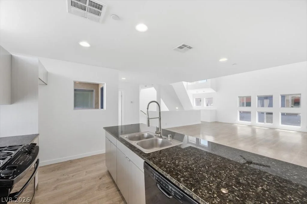 247 Tower, Las Vegas, NV 89101