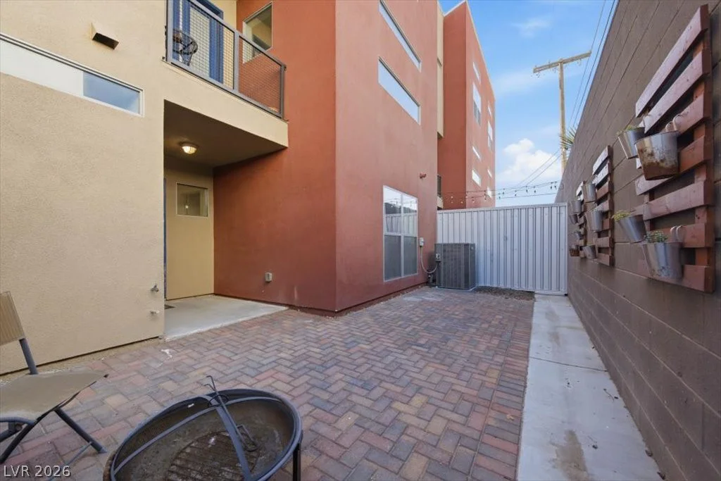 247 Tower, Las Vegas, NV 89101