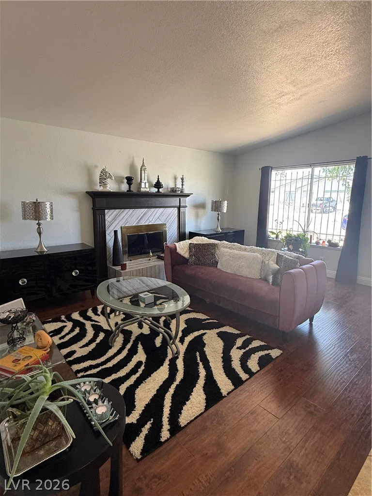 6747 Grandola, Las Vegas, NV 89103