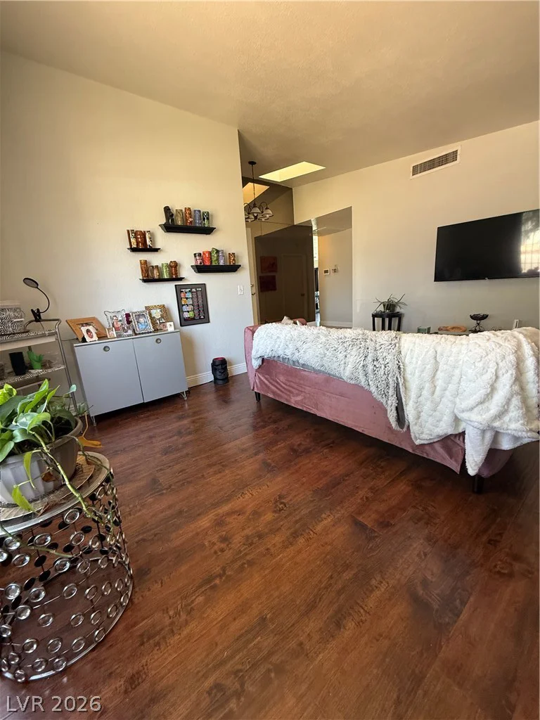 6747 Grandola, Las Vegas, NV 89103