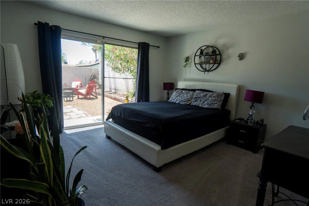 6747 Grandola, Las Vegas, NV 89103