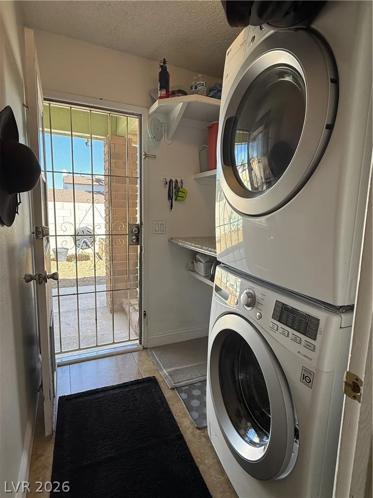 6747 Grandola, Las Vegas, NV 89103