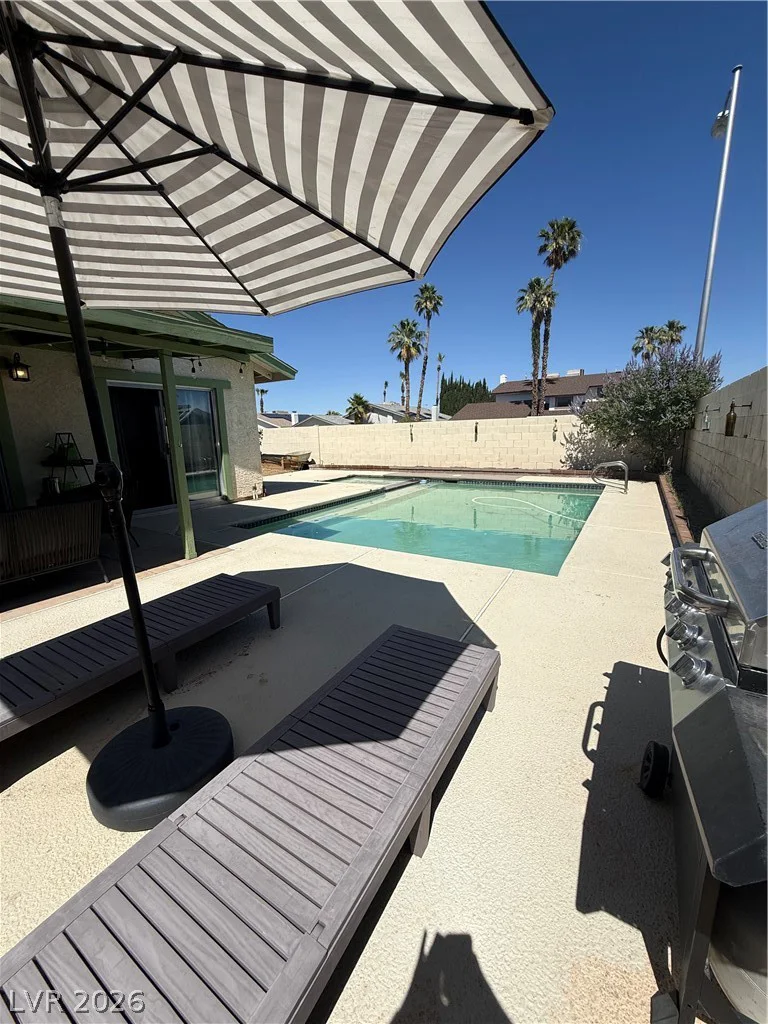 6747 Grandola, Las Vegas, NV 89103