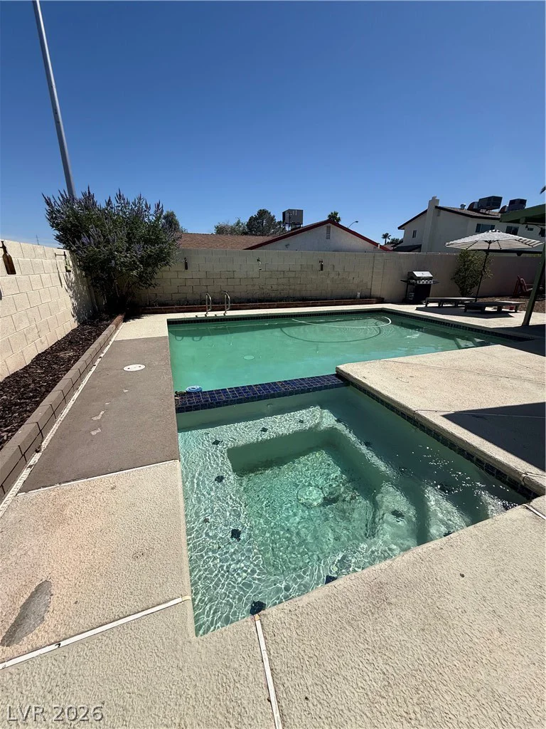 6747 Grandola, Las Vegas, NV 89103