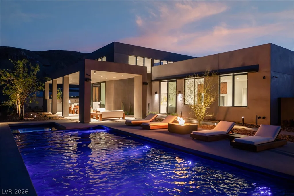 10 Sanctuary Peak, Henderson, NV 89012