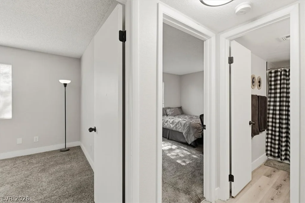 1616 Burningwood, Las Vegas, NV 89108