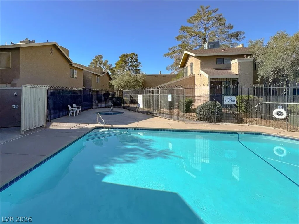 1616 Burningwood, Las Vegas, NV 89108