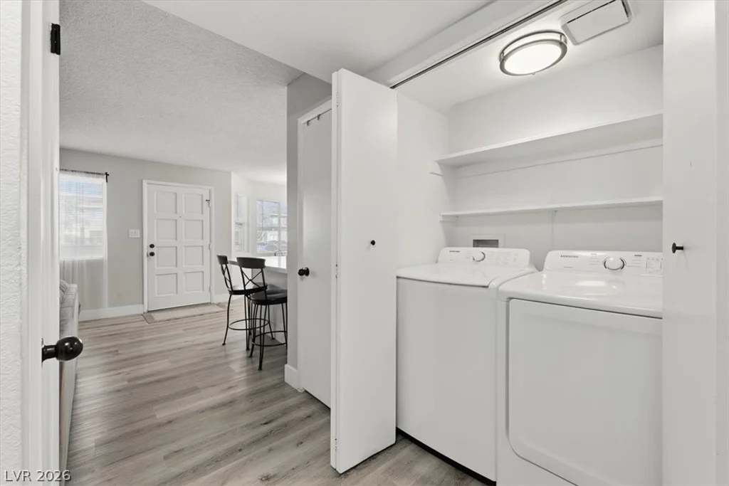1616 Burningwood, Las Vegas, NV 89108