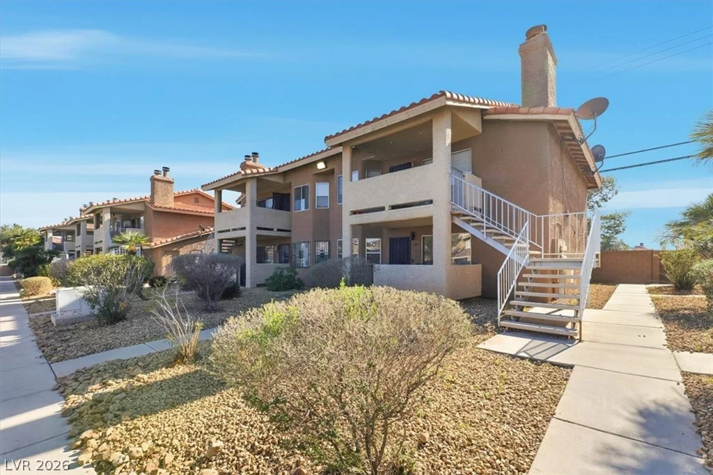 1616 Burningwood, Las Vegas, NV 89108