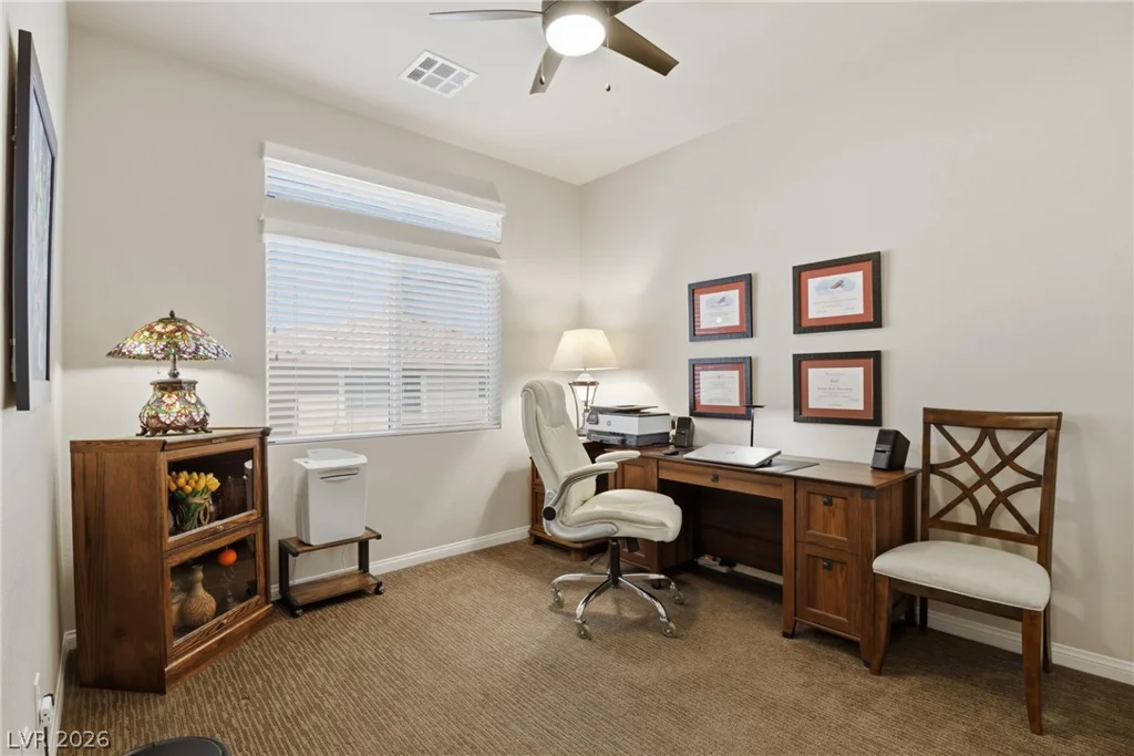 7258 Shannon Ridge, Las Vegas, NV 89118