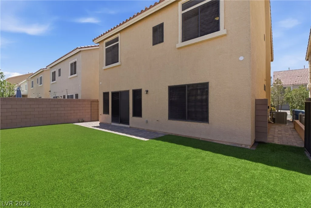 7258 Shannon Ridge, Las Vegas, NV 89118