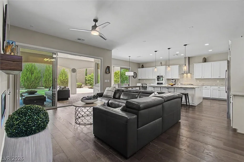 345 Elder View, Las Vegas, NV 89138