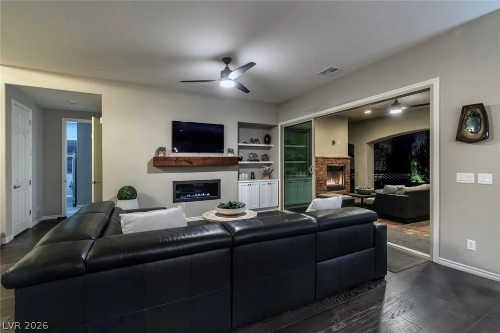 345 Elder View, Las Vegas, NV 89138