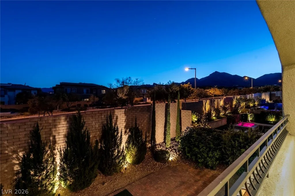 345 Elder View, Las Vegas, NV 89138