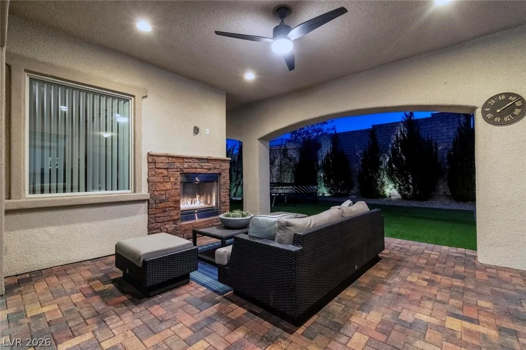 345 Elder View, Las Vegas, NV 89138