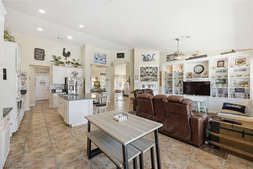 4937 Wayfaring Tree, Las Vegas, NV 89131
