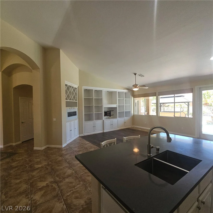 4937 Wayfaring Tree, Las Vegas, NV 89131