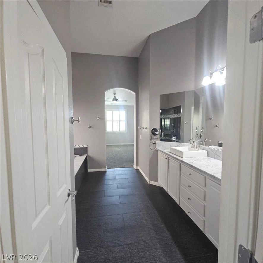 4937 Wayfaring Tree, Las Vegas, NV 89131