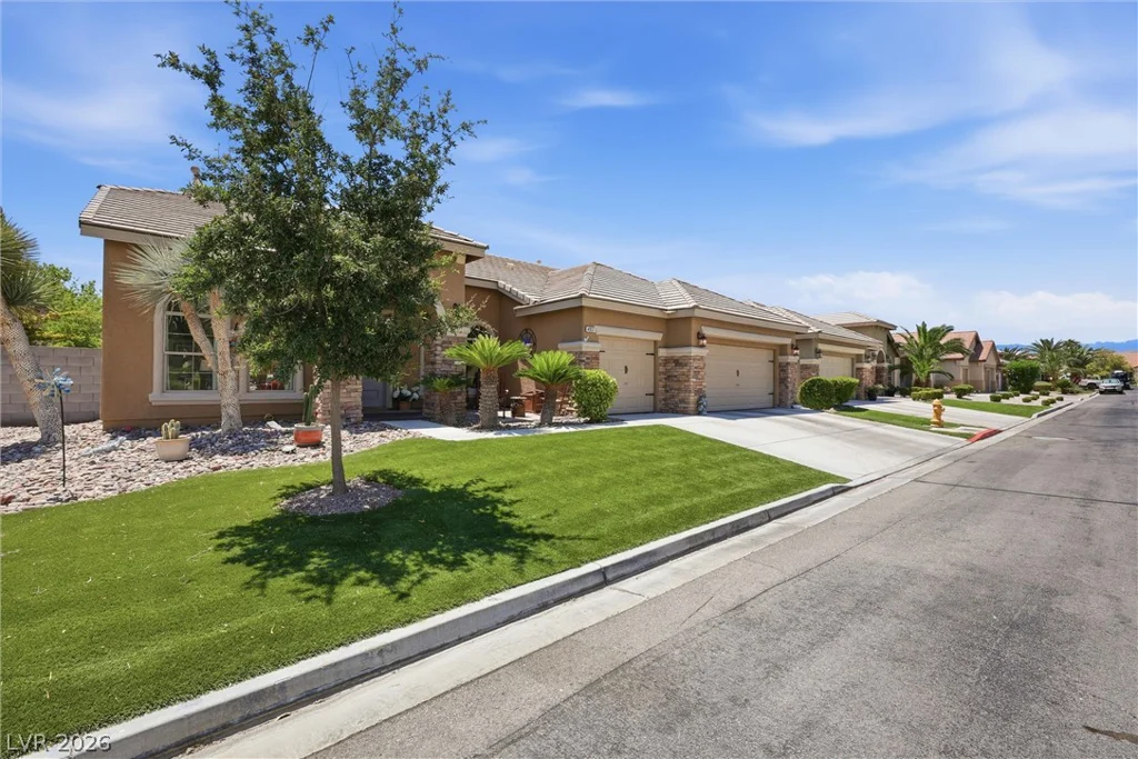 4937 Wayfaring Tree, Las Vegas, NV 89131