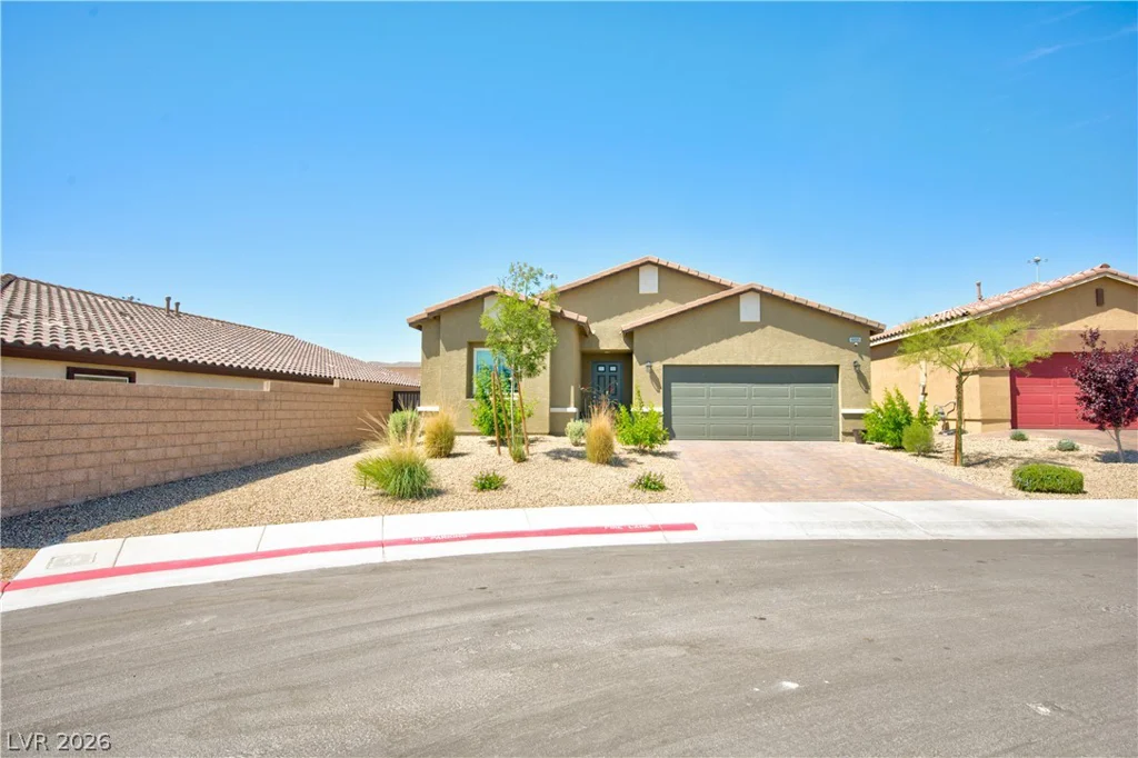 10095 Sequoia Falls, Las Vegas, NV 89149