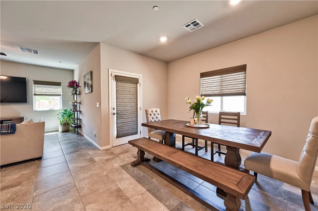 10095 Sequoia Falls, Las Vegas, NV 89149