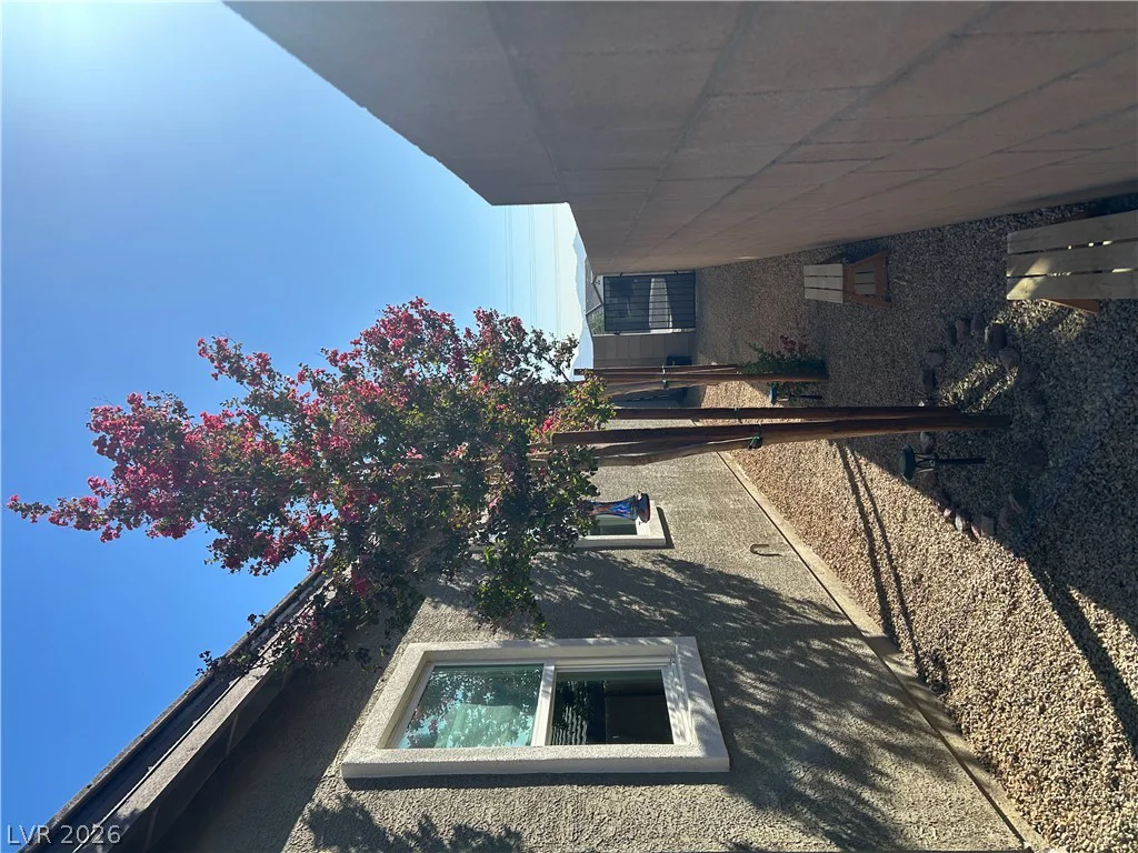 10095 Sequoia Falls, Las Vegas, NV 89149