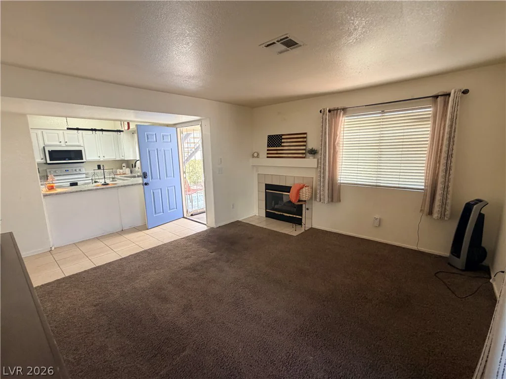 2725 Nellis, Las Vegas, NV 89121