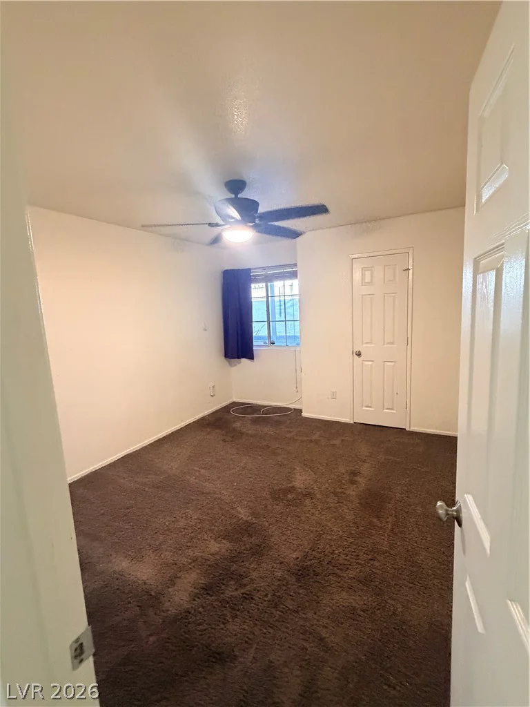 2725 Nellis, Las Vegas, NV 89121