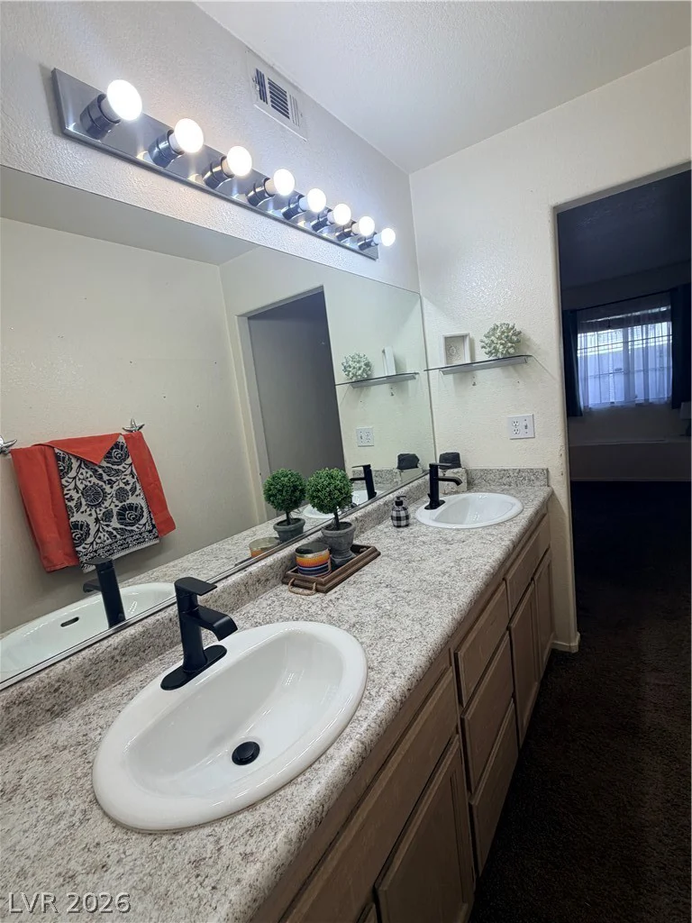 2725 Nellis, Las Vegas, NV 89121