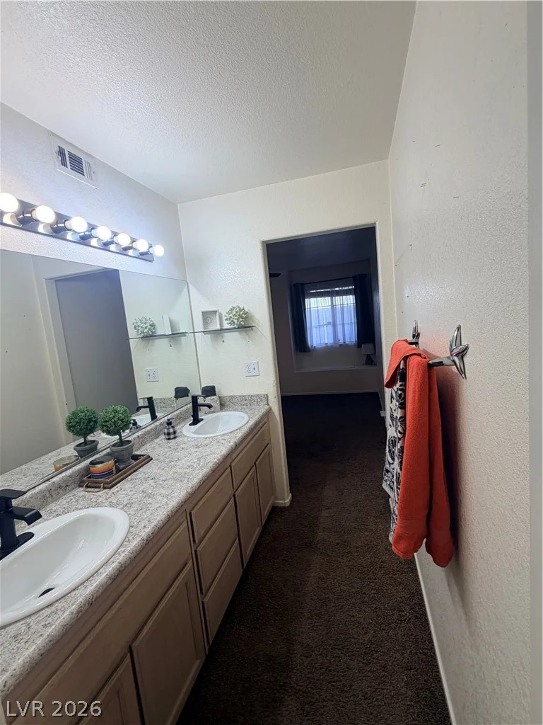 2725 Nellis, Las Vegas, NV 89121