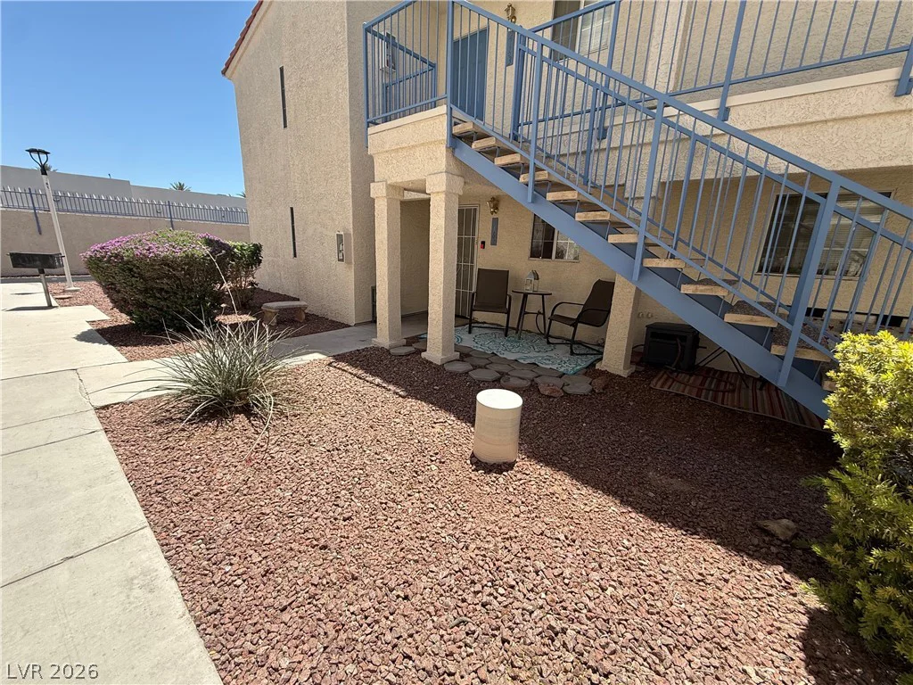 2725 Nellis, Las Vegas, NV 89121