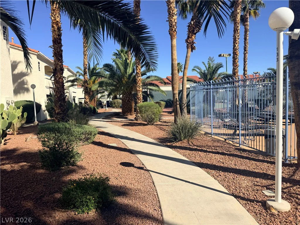 2725 Nellis, Las Vegas, NV 89121