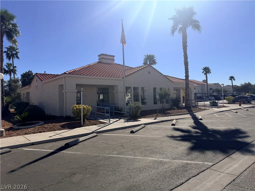 2725 Nellis, Las Vegas, NV 89121