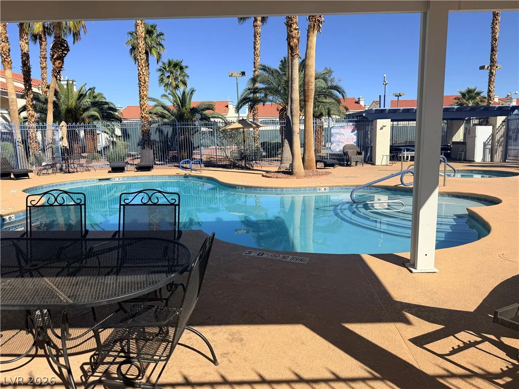 2725 Nellis, Las Vegas, NV 89121