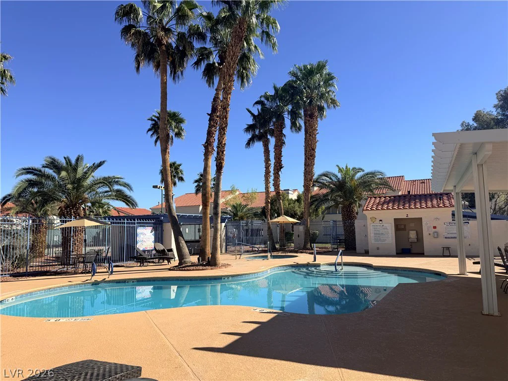 2725 Nellis, Las Vegas, NV 89121