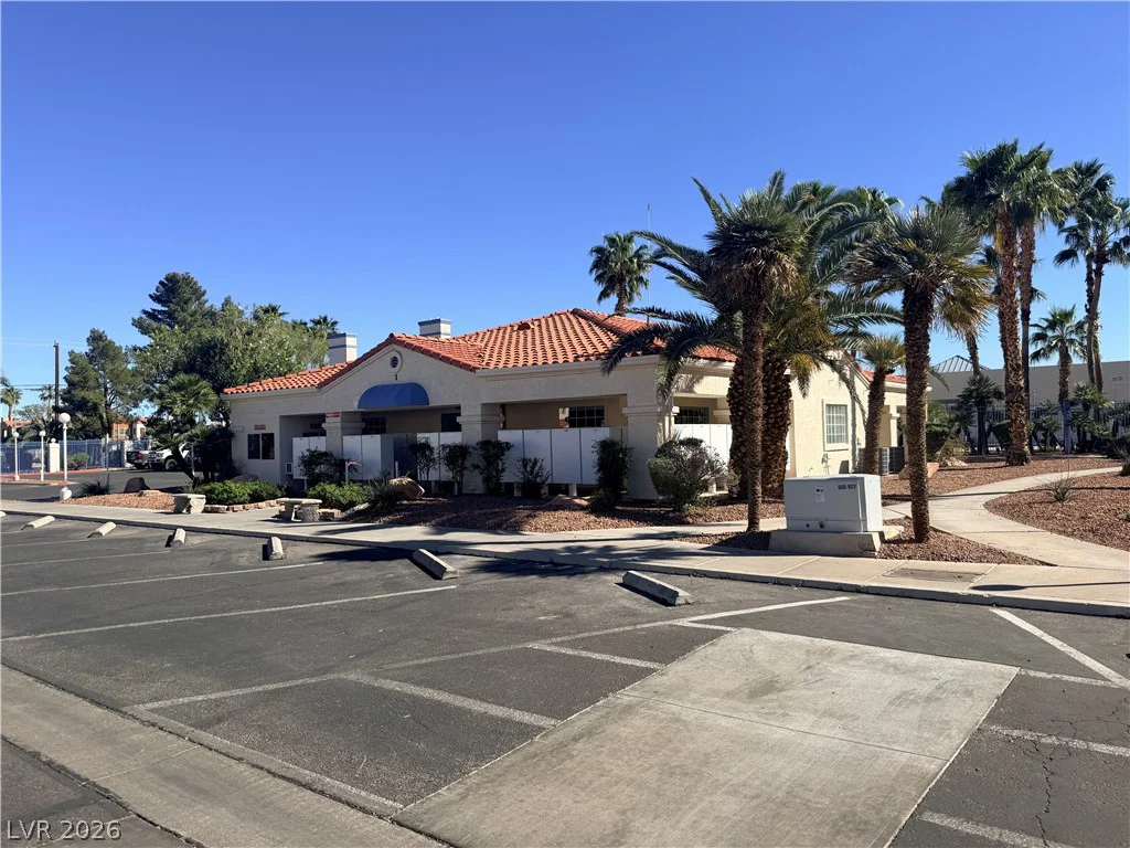 2725 Nellis, Las Vegas, NV 89121