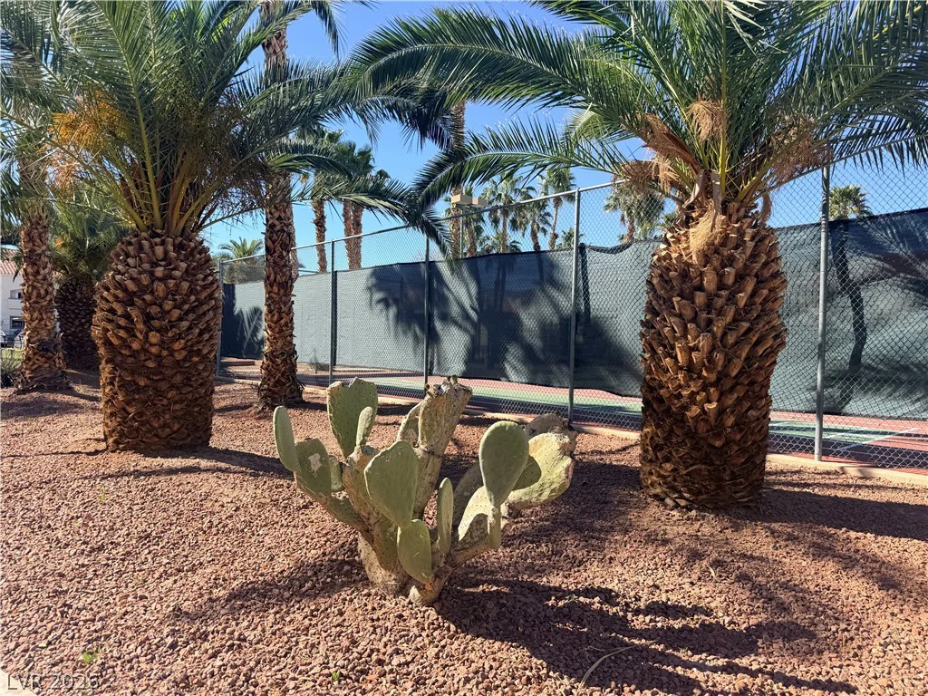 2725 Nellis, Las Vegas, NV 89121