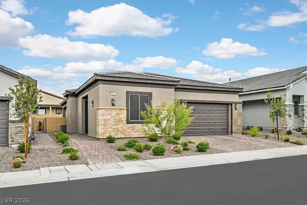 834 Eaton Falls, Henderson, NV 89011