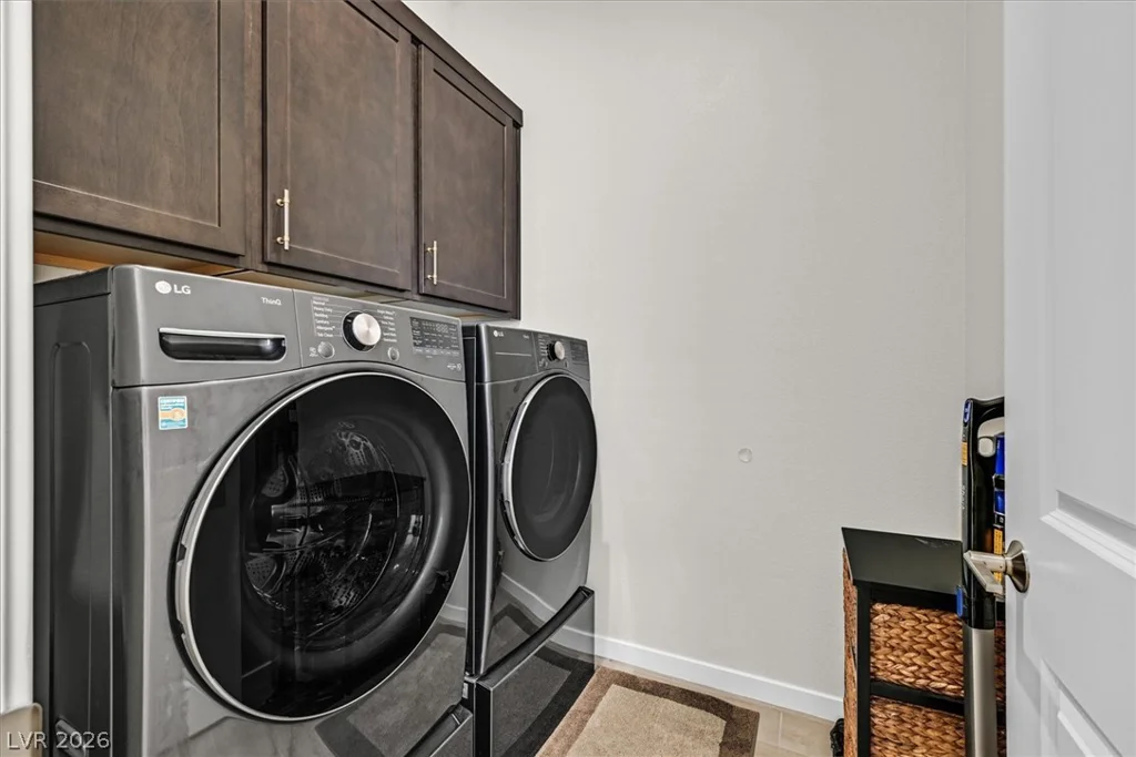834 Eaton Falls, Henderson, NV 89011