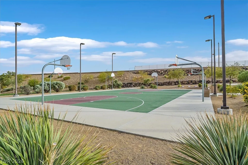 834 Eaton Falls, Henderson, NV 89011