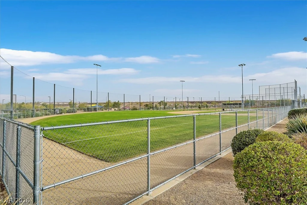 834 Eaton Falls, Henderson, NV 89011