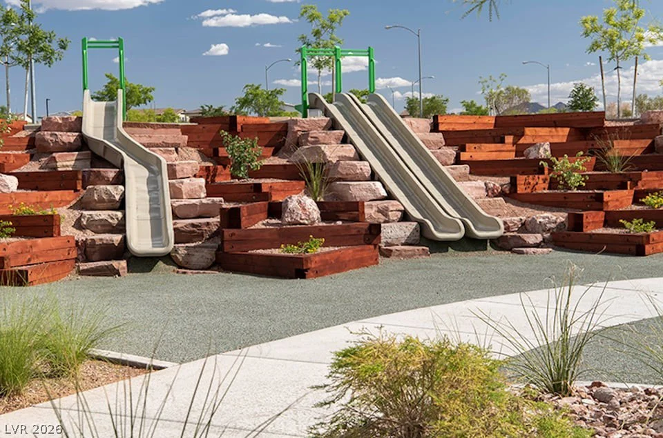 834 Eaton Falls, Henderson, NV 89011