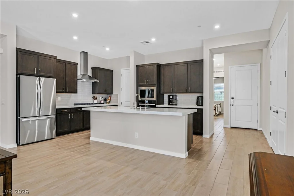 834 Eaton Falls, Henderson, NV 89011