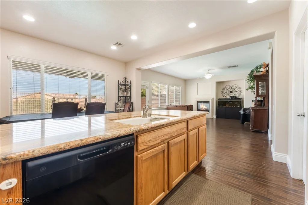 6432 Birdcall, North Las Vegas, NV 89084