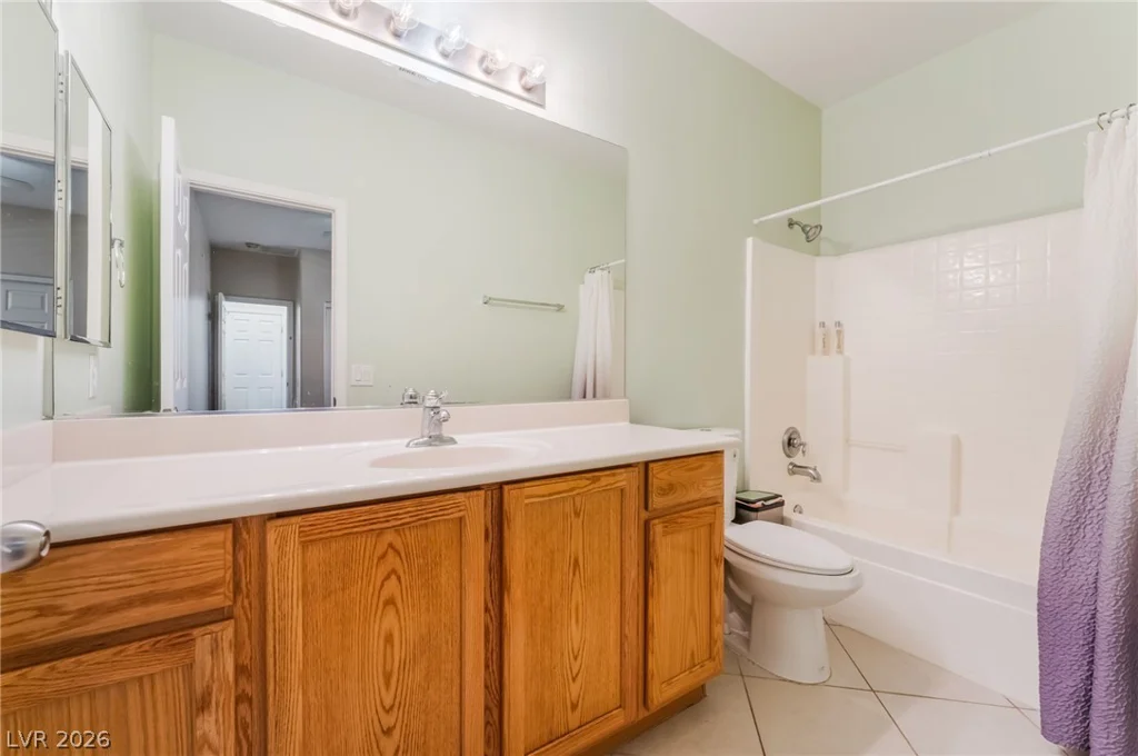 6432 Birdcall, North Las Vegas, NV 89084